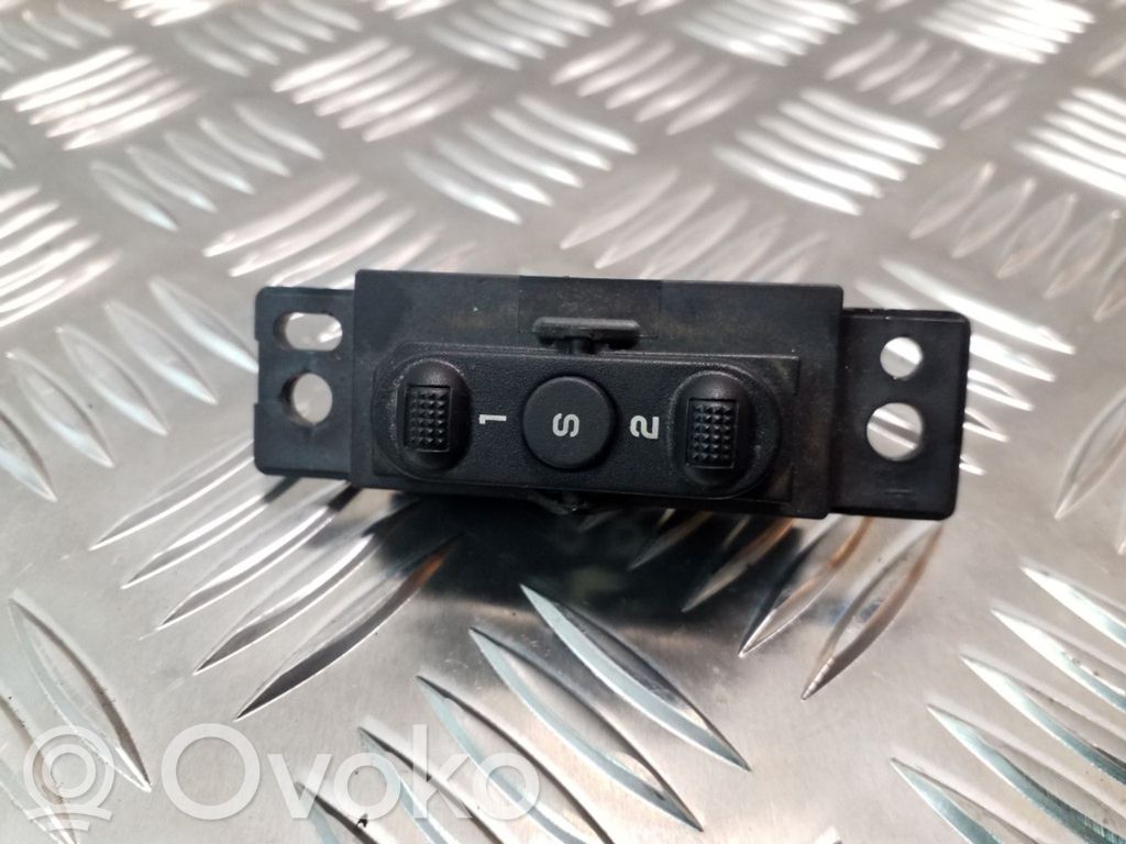 Chrysler Grand Voyager IV Seat memory switch 