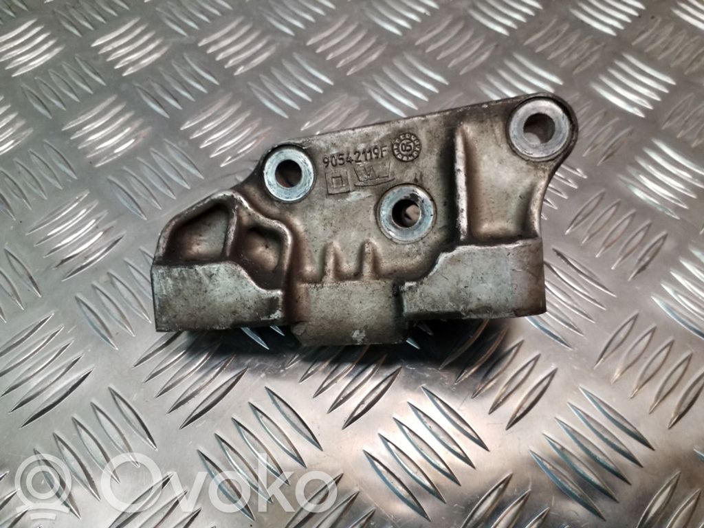 Chrysler Voyager Engine mounting bracket 