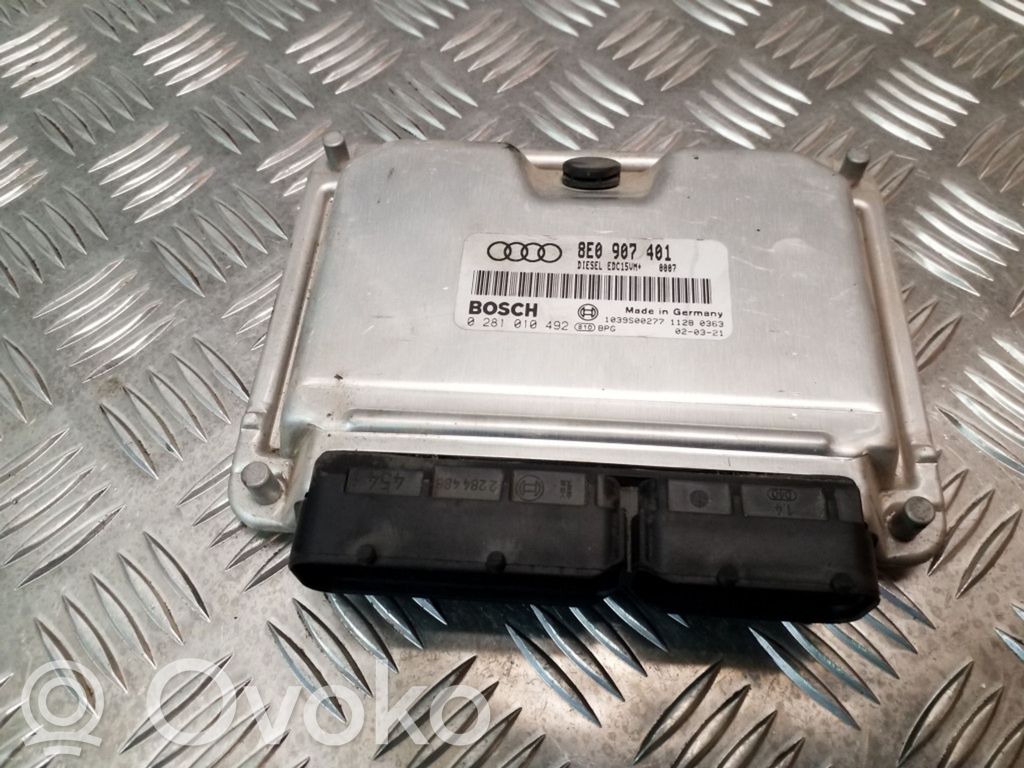 Engine control unit/module   8E0907401,0281010492