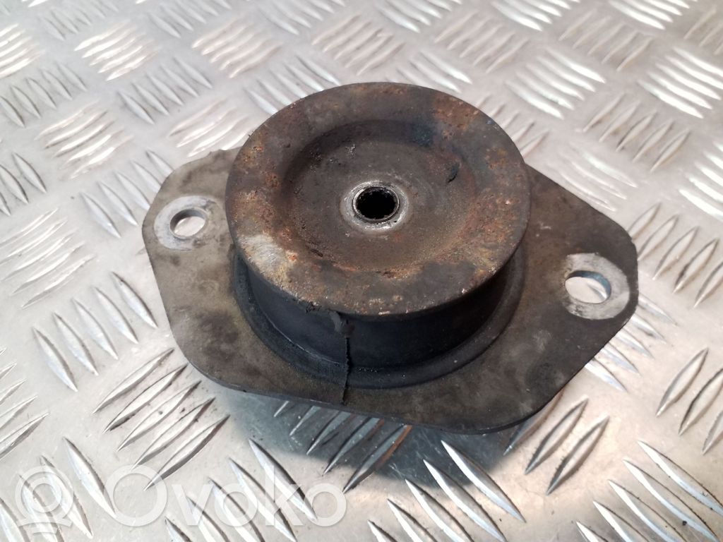 Opel Vivaro Gearbox mount 