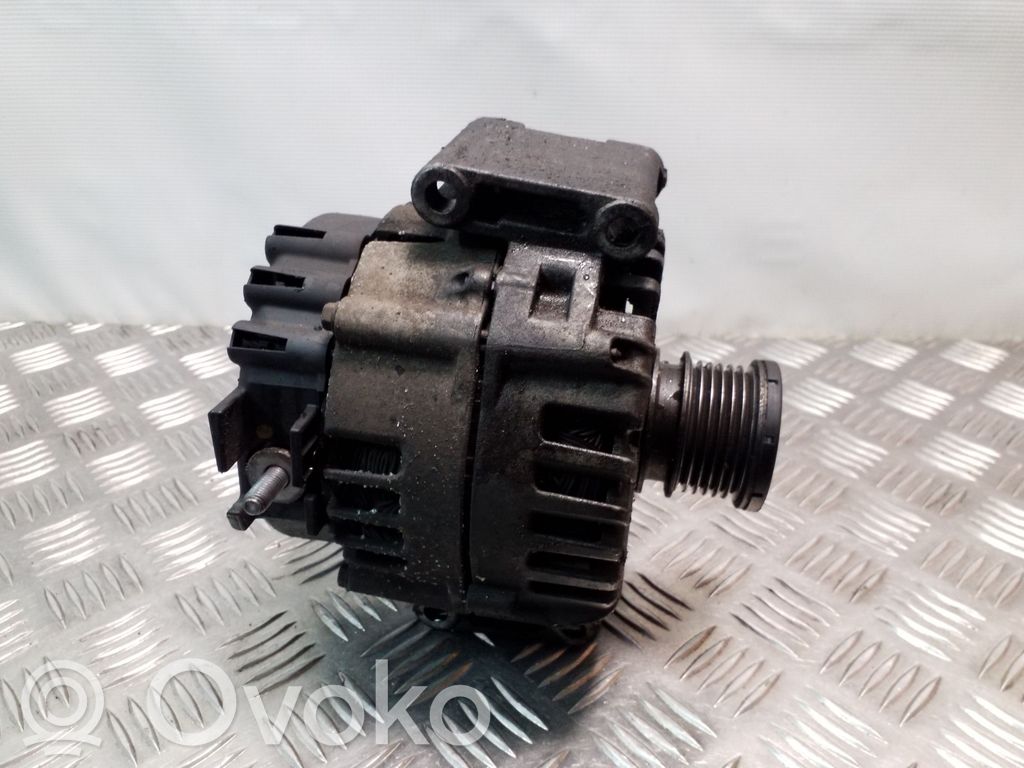Mercedes-Benz E W212 Alternador 