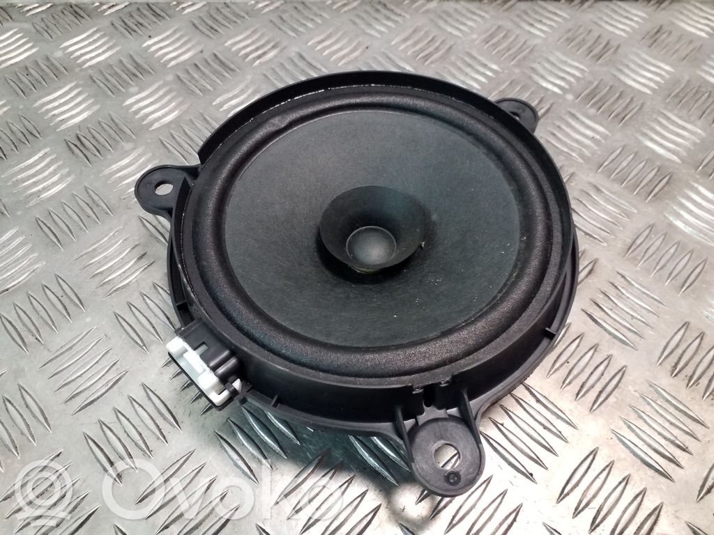 Mazda 6 Rear door speaker 