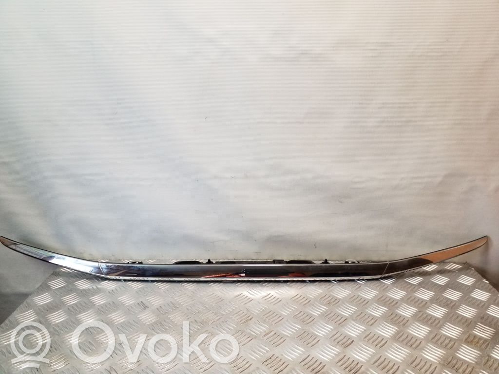 Mazda 6 Trunk door license plate light bar 