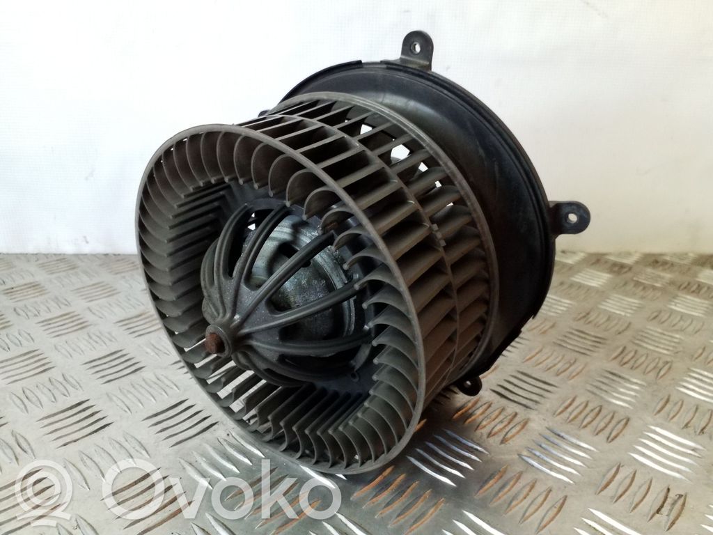 Mazā radiatora ventilators