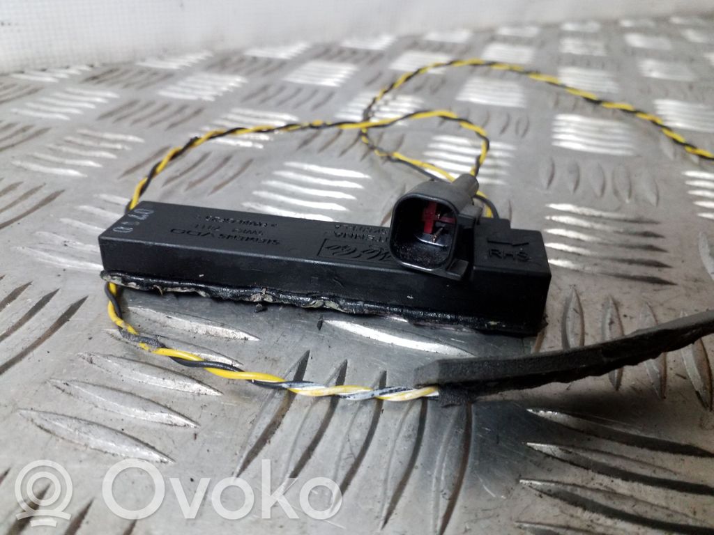 Ford C-MAX II Pystyantennivahvistin 