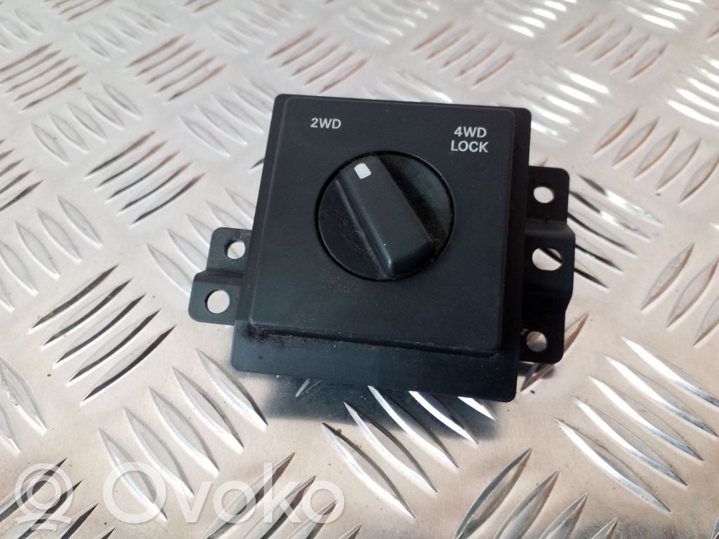 Dodge Nitro Differential lock switch 