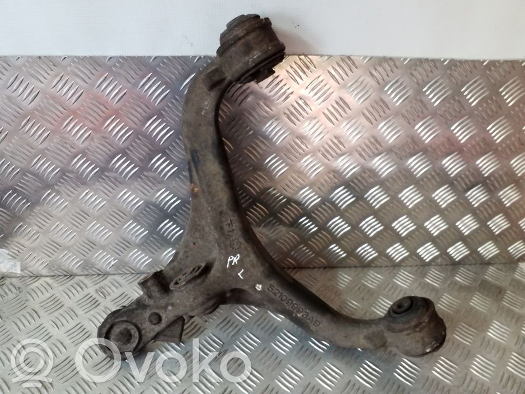 Dodge Nitro Priekinė šakė 