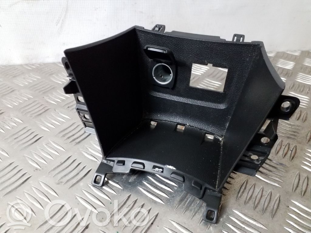 Opel Mokka 12 V Socket (rear) 