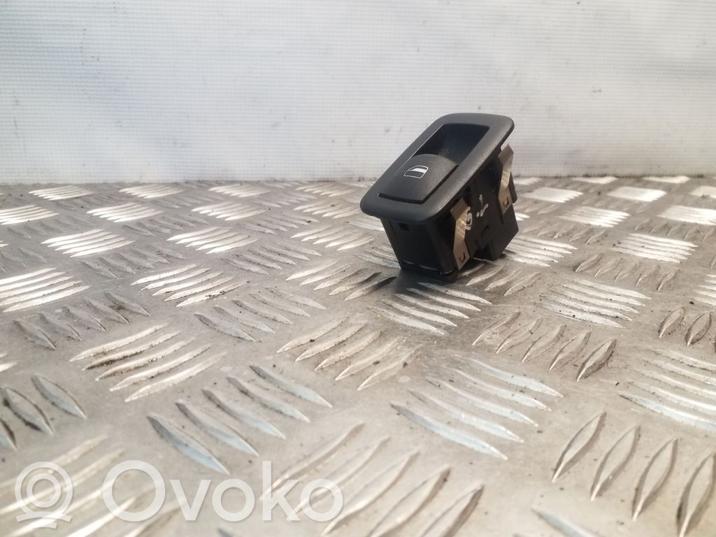 Dodge Nitro Electric window control switch 