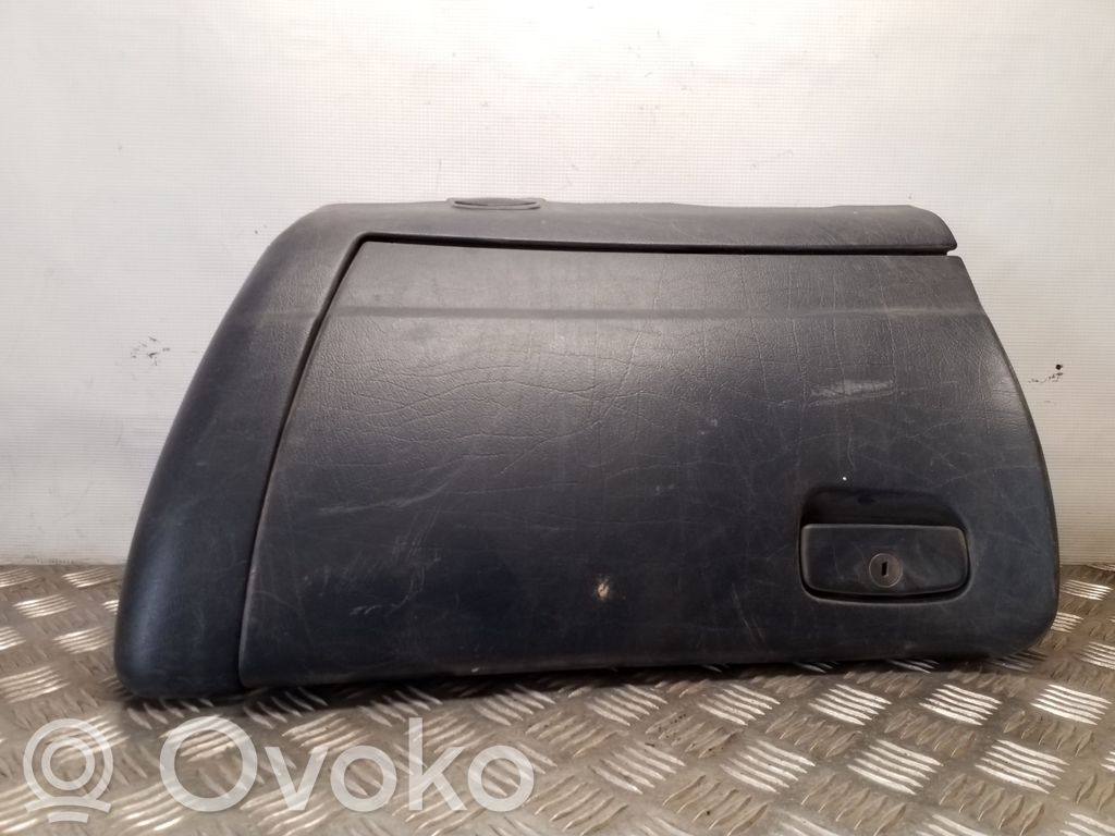 Ford Galaxy Glove box 