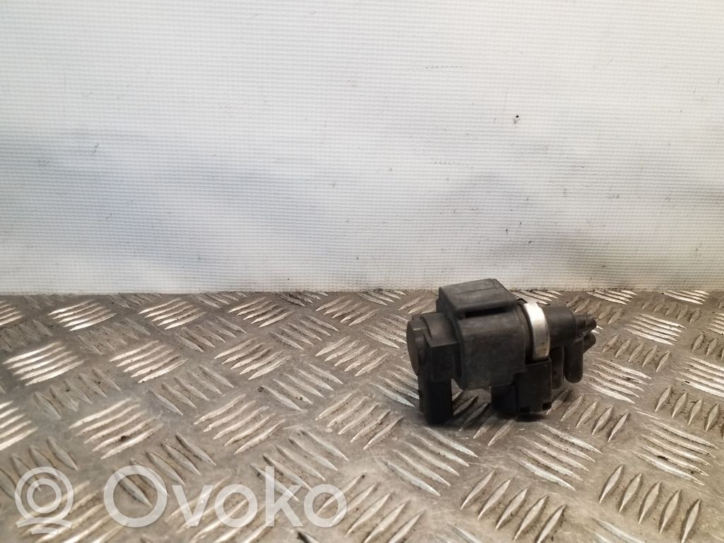 Audi A4 S4 B7 8E 8H Electroválvula del turbo 