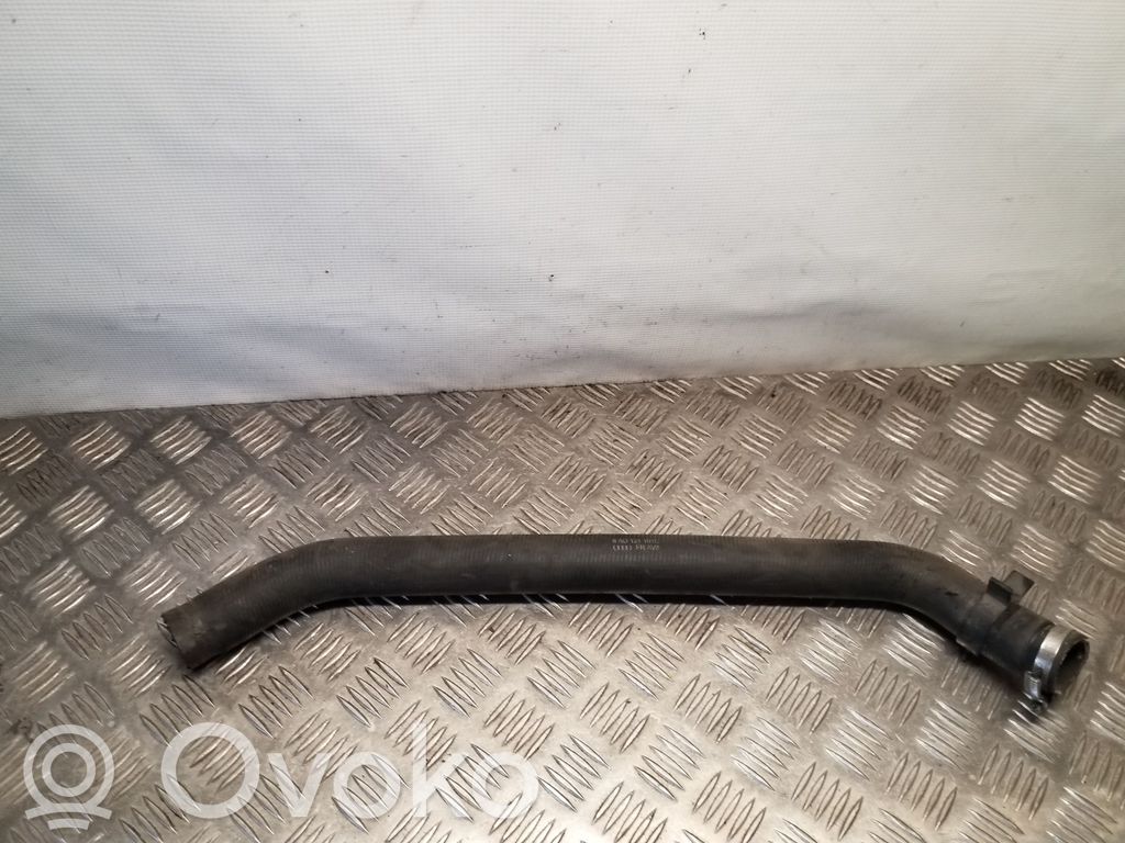 Audi 80 90 S2 B4 Engine coolant pipe/hose 
