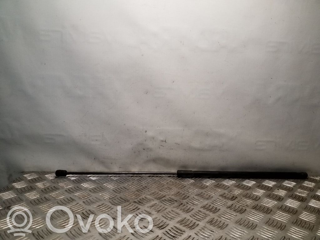 Skoda Superb B6 (3T) Siłownik maski przedniej 