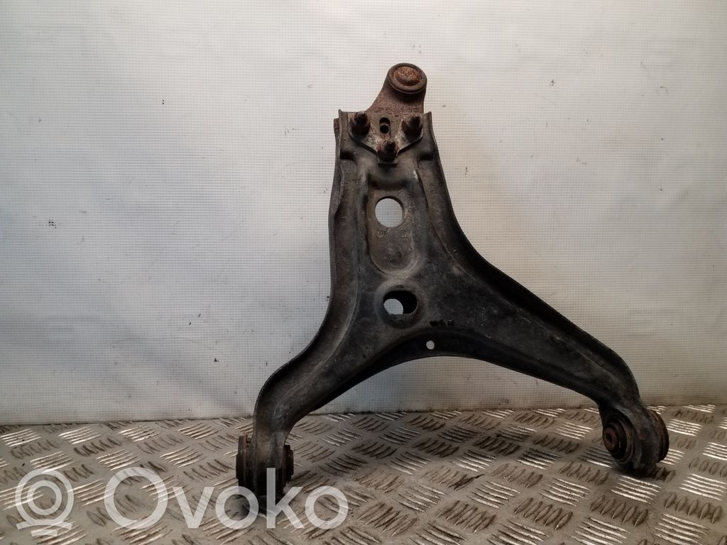 Audi 80 90 S2 B4 Front lower control arm/wishbone 