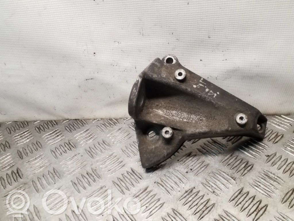 Volkswagen PASSAT B5 Gearbox mounting bracket 