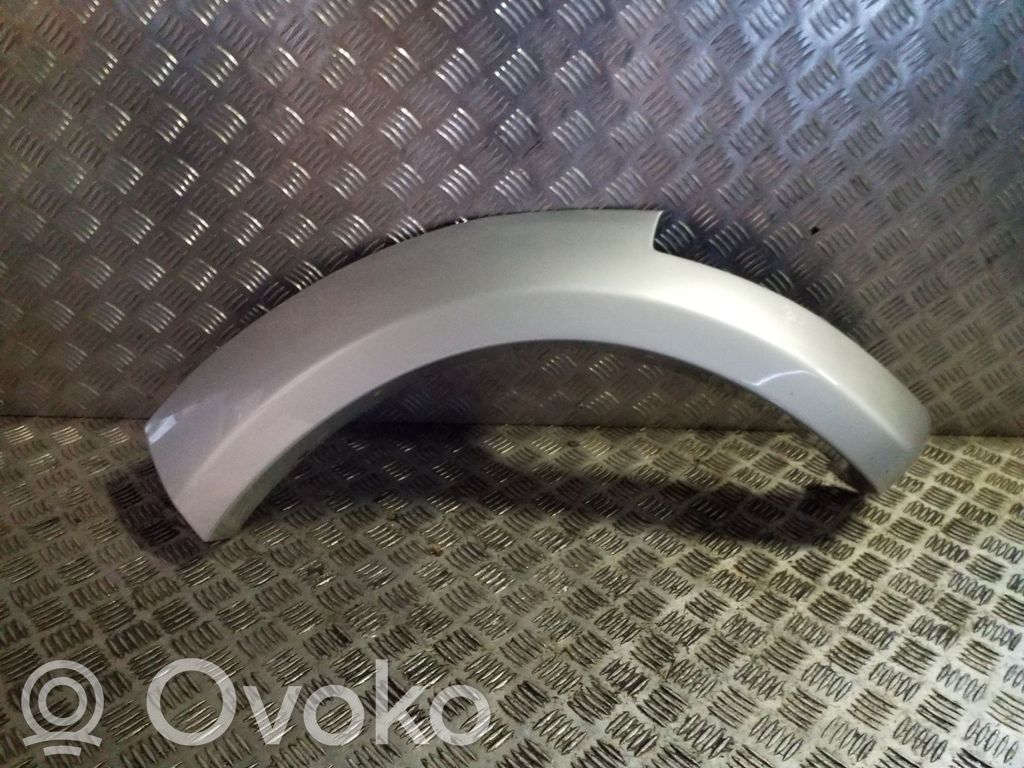 Dodge Nitro Aizmugurējā arka 