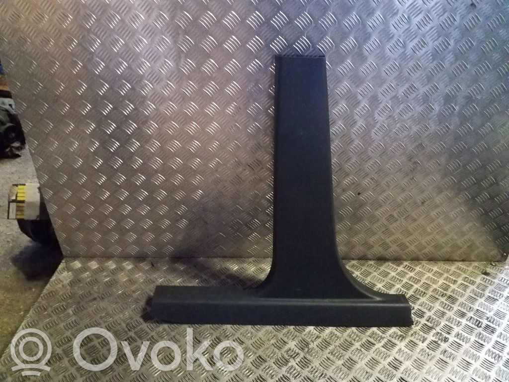 Dodge Nitro (B) pillar trim (bottom) 