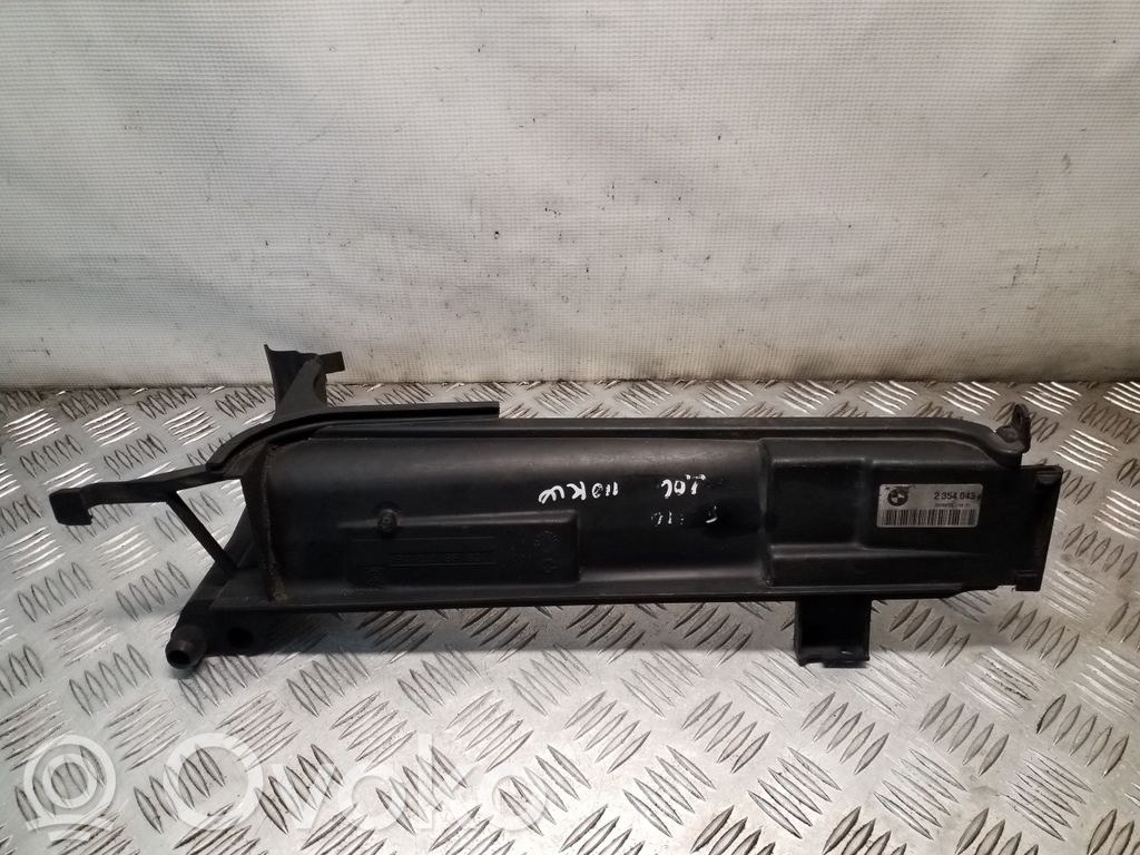 BMW 3 E46 Radiator mount bracket 