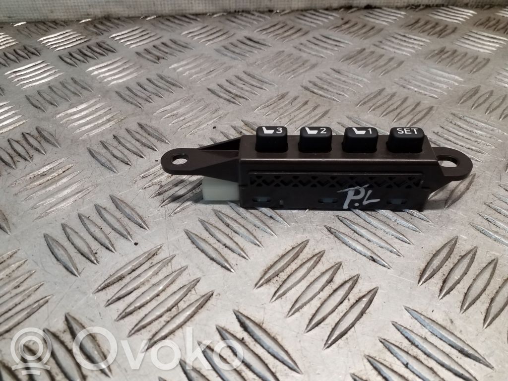 Lexus RX 450H Seat memory switch 