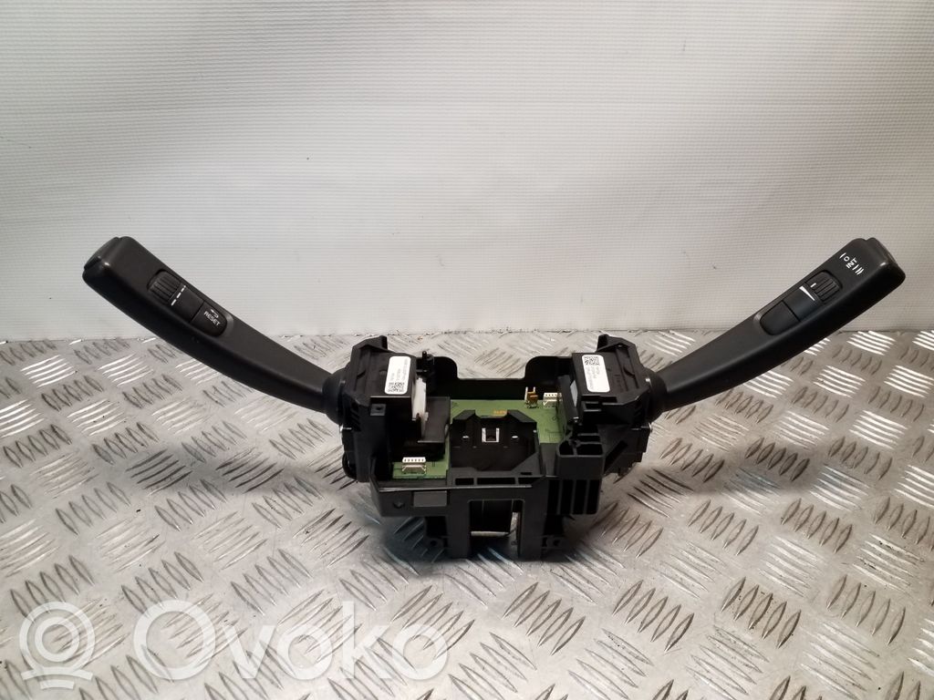 Volvo V40 Wiper turn signal indicator stalk/switch 