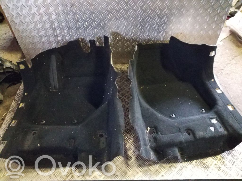 Volvo V40 Wykładzina podłogowa przednia 