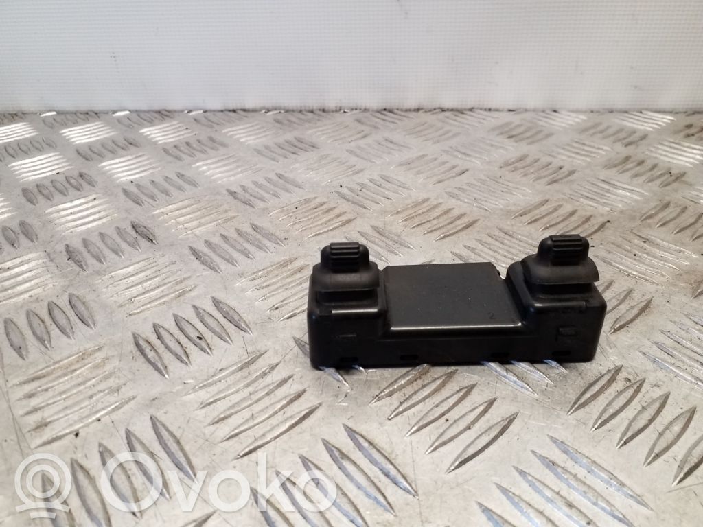Jeep Cherokee III KJ Electric window control switch 