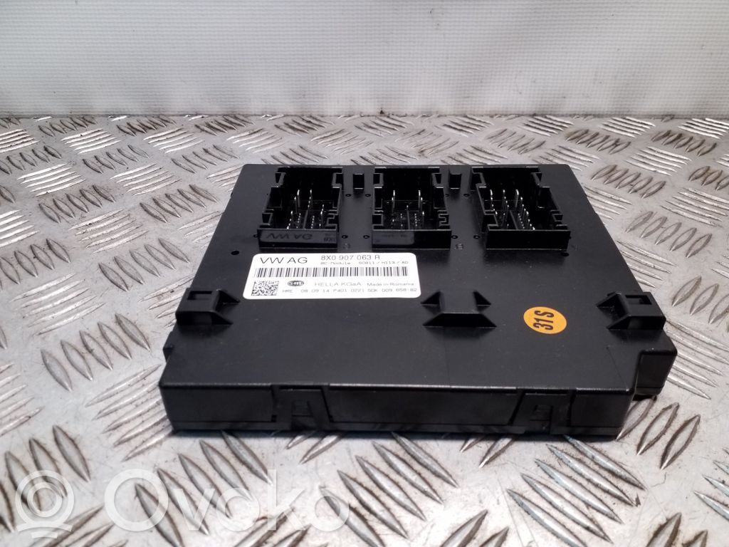 Audi A1 Comfort/convenience module 