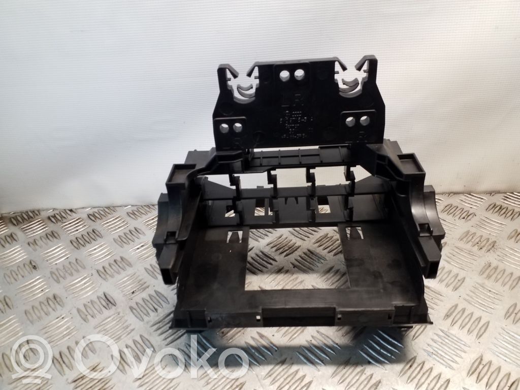 Audi A1 Fuse module 