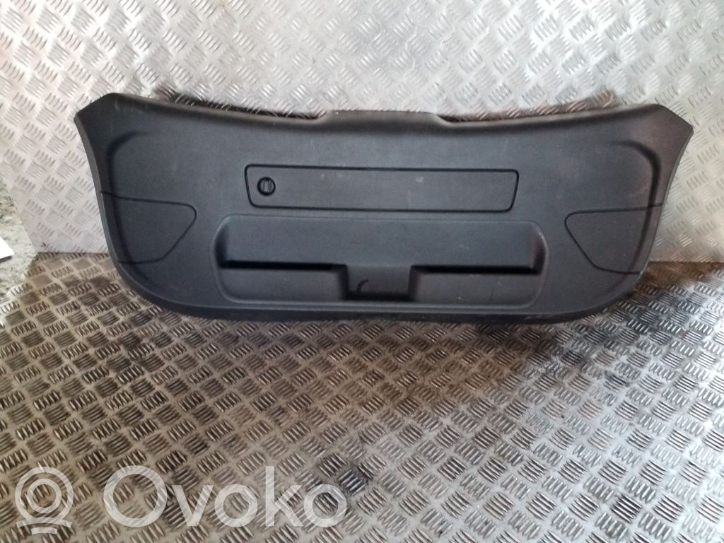 Audi A1 Moldura de la puerta trasera 
