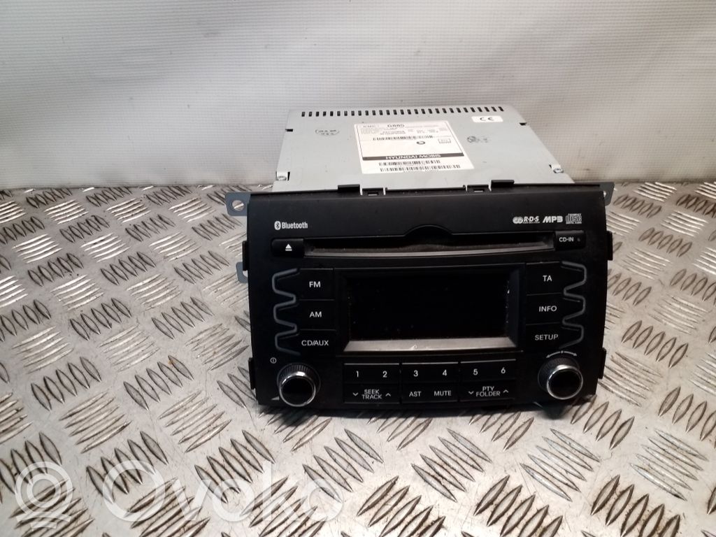KIA Sorento Radio/CD/DVD/GPS head unit 