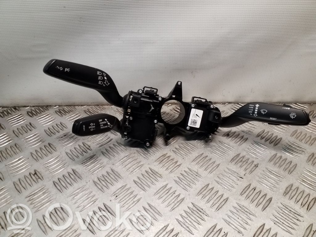 Audi A5 Sportback 8TA Wiper turn signal indicator stalk/switch 