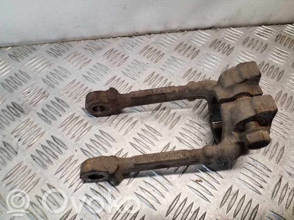 Lower shock absorber bracket   52089604AB