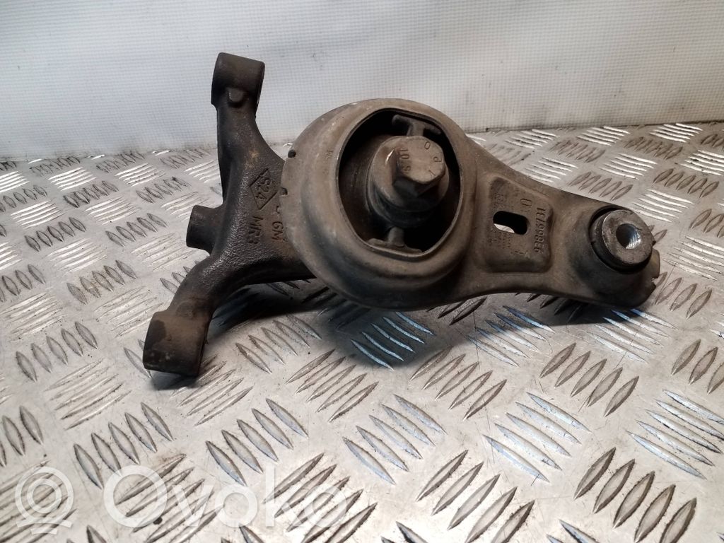 Engine mounting bracket   93866731
