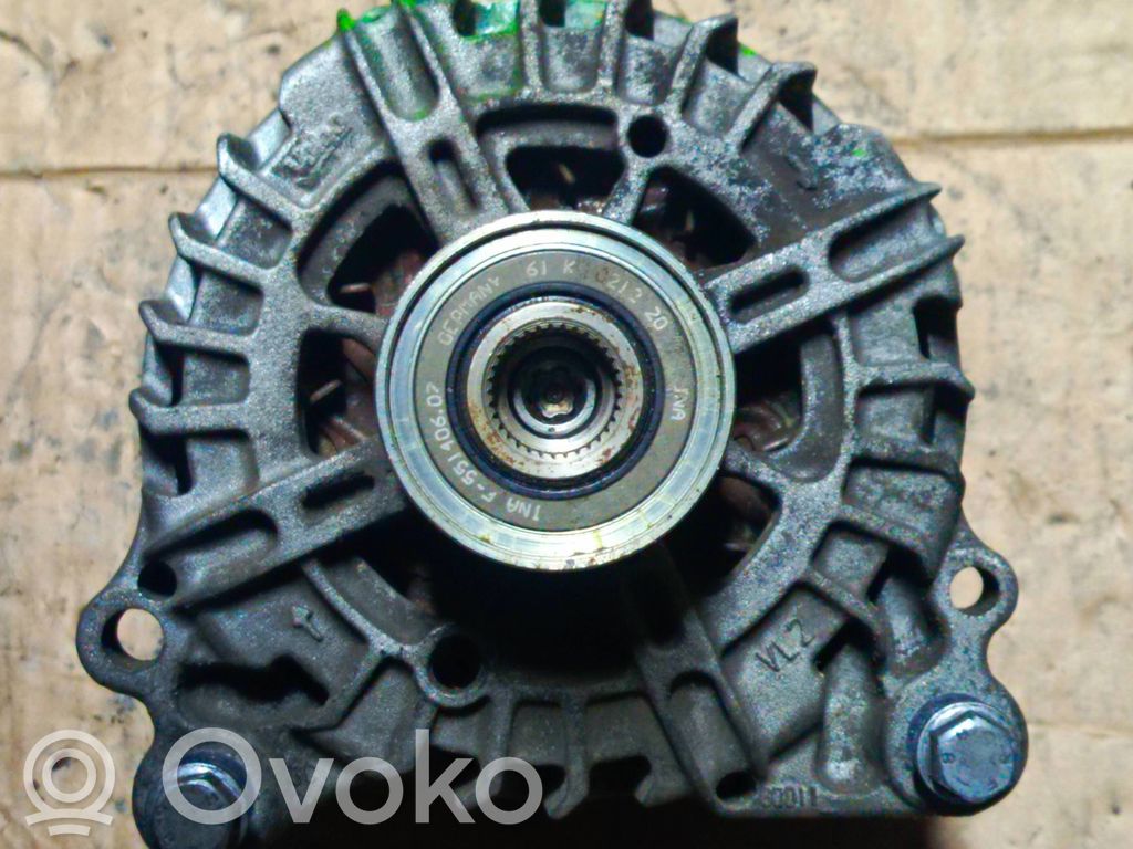 Volkswagen PASSAT B7 Alternator 