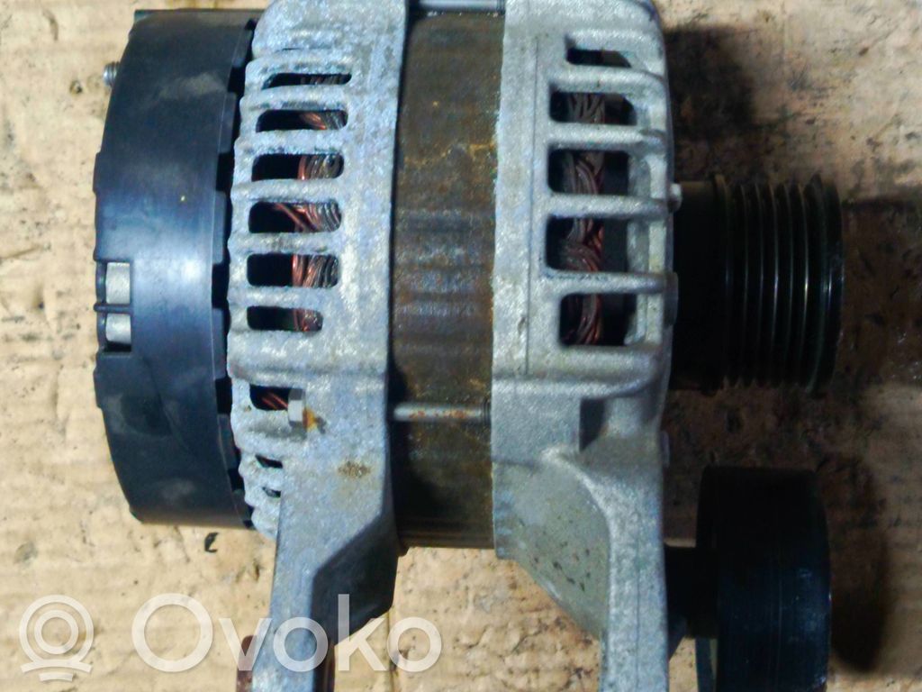 Mercedes-Benz C W204 Alternator 