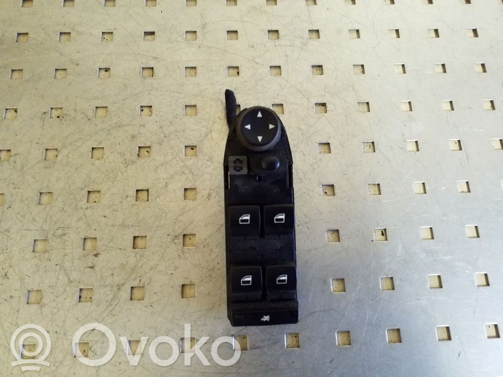 BMW 5 E60 E61 Elektrisko logu slēdzis 