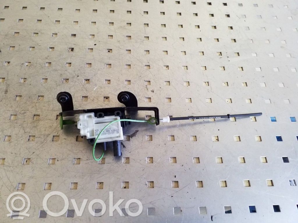 BMW 5 E60 E61 Fuel tank cap lock 