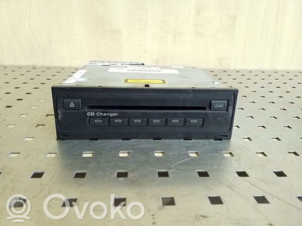 CD/DVD-vaihdin   4E0035111A