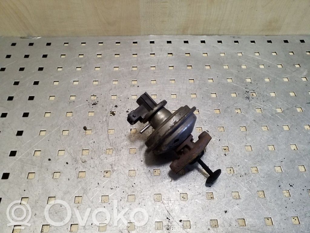 BMW 5 E60 E61 EGR vožtuvas 