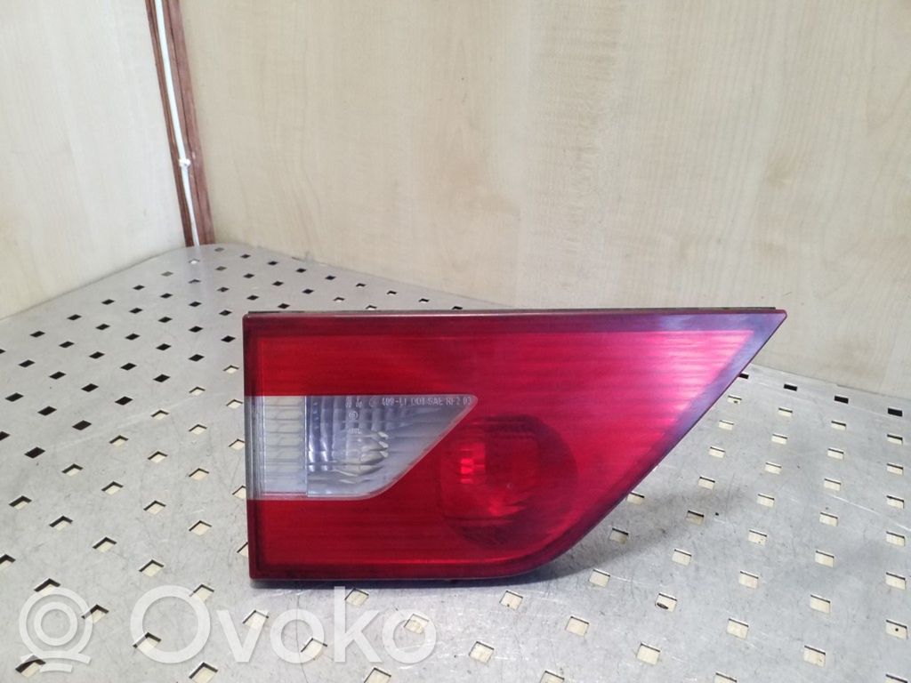 BMW X3 E83 Lampy tylnej klapy bagażnika 