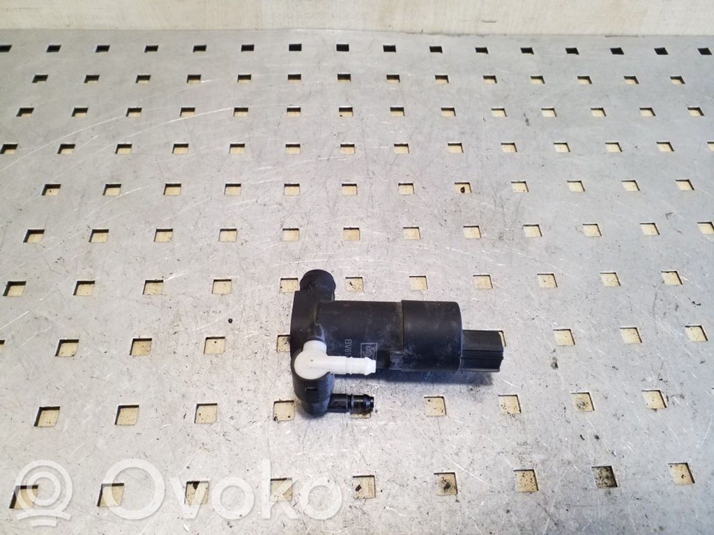Ford Focus Windscreen/windshield washer pump 