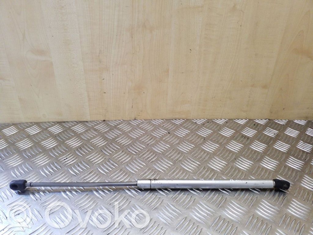 Tailgate/trunk strut/damper   8Z0827552B