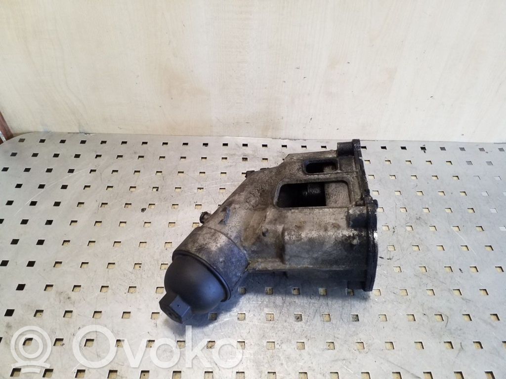 BMW 3 E92 E93 Oil filter mounting bracket 