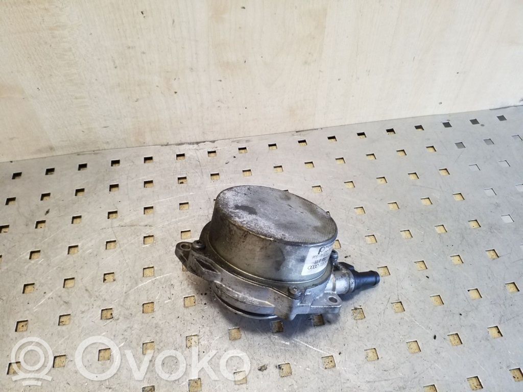 Vacuum pump   059145100J