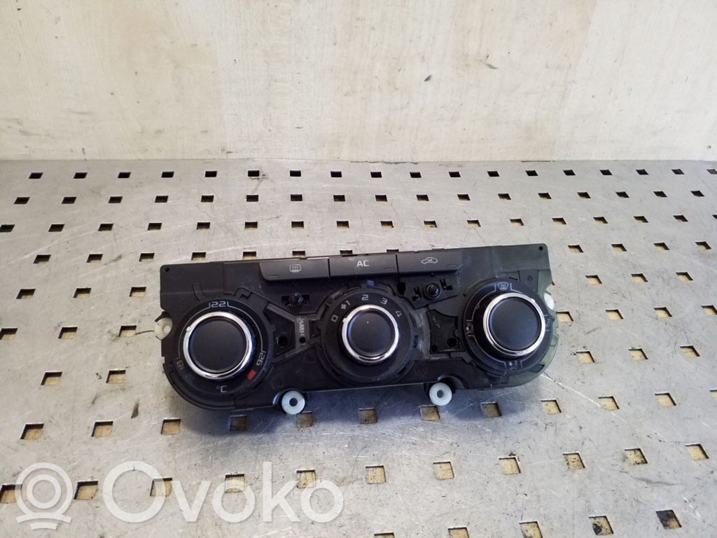 Skoda Superb B6 (3T) Climate control unit 
