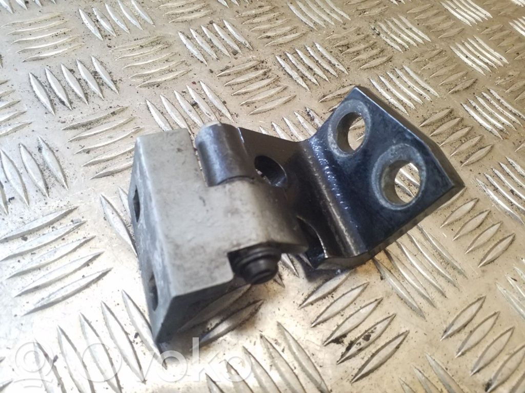 BMW X5 E53 Rear door upper hinge 