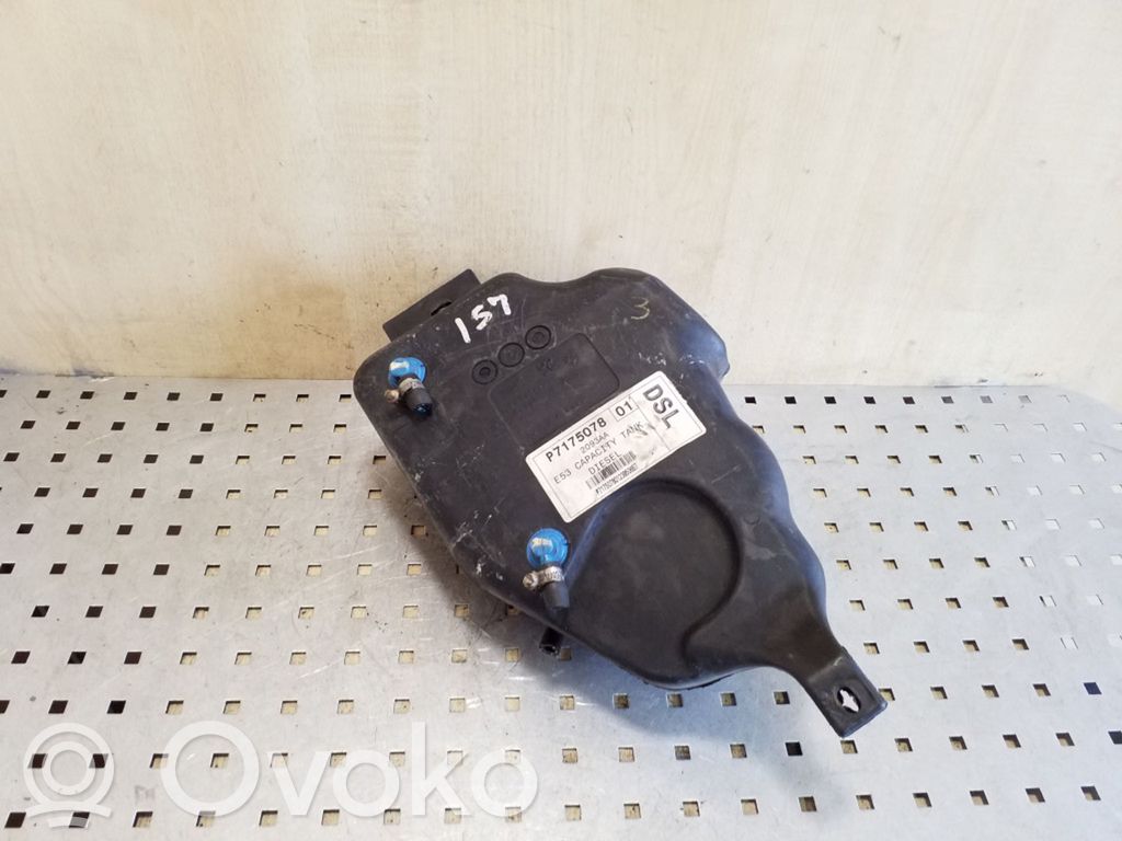 BMW X5 E53 Kita dugno detalė 