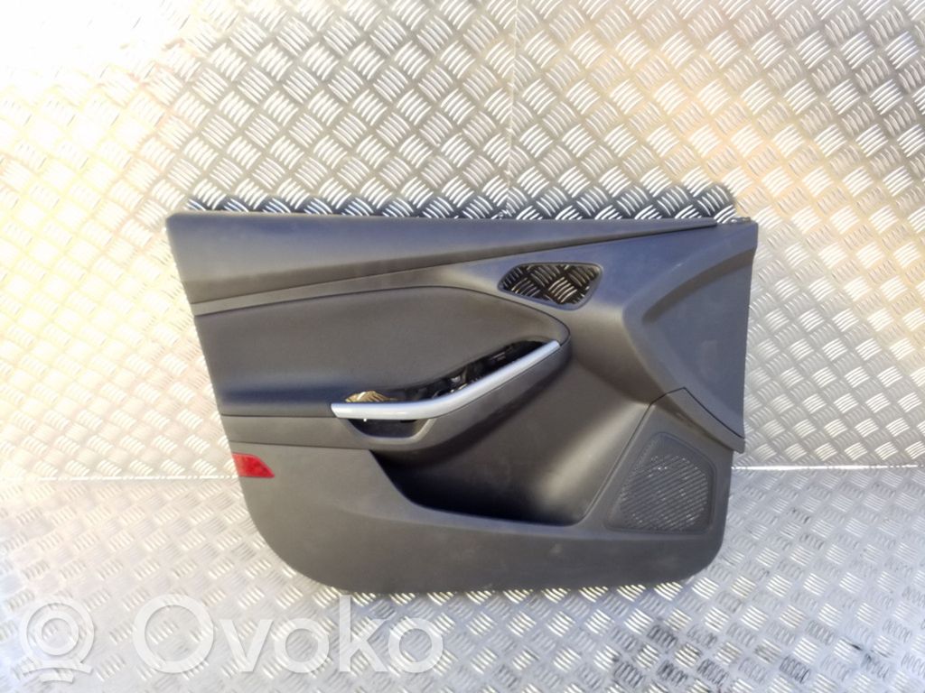 Ford Focus Etuoven verhoilu 