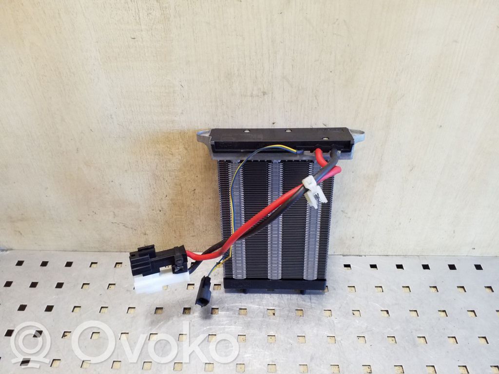 Ford Focus Radiateur électrique de chauffage auxiliaire 