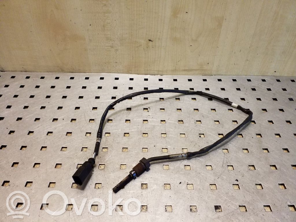 Volkswagen PASSAT CC Exhaust gas temperature sensor 